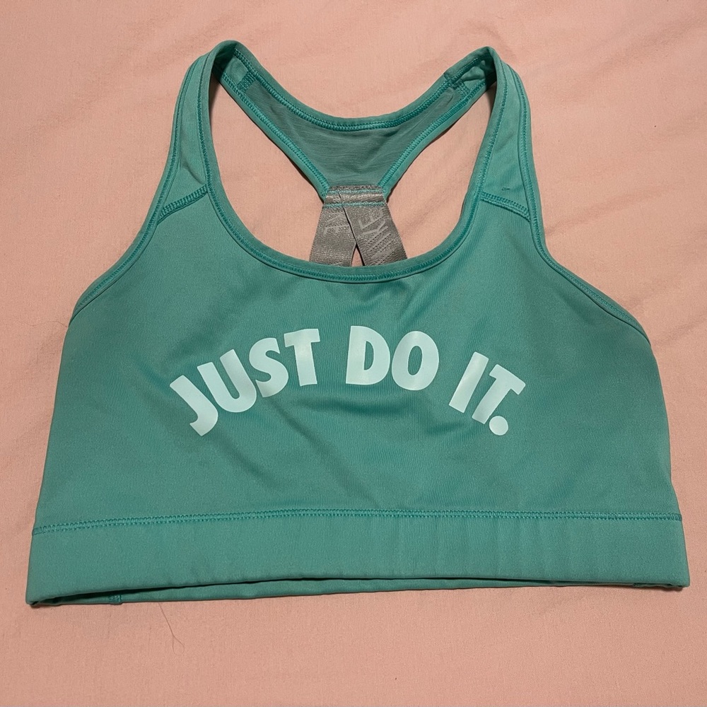 NIKE sports bra